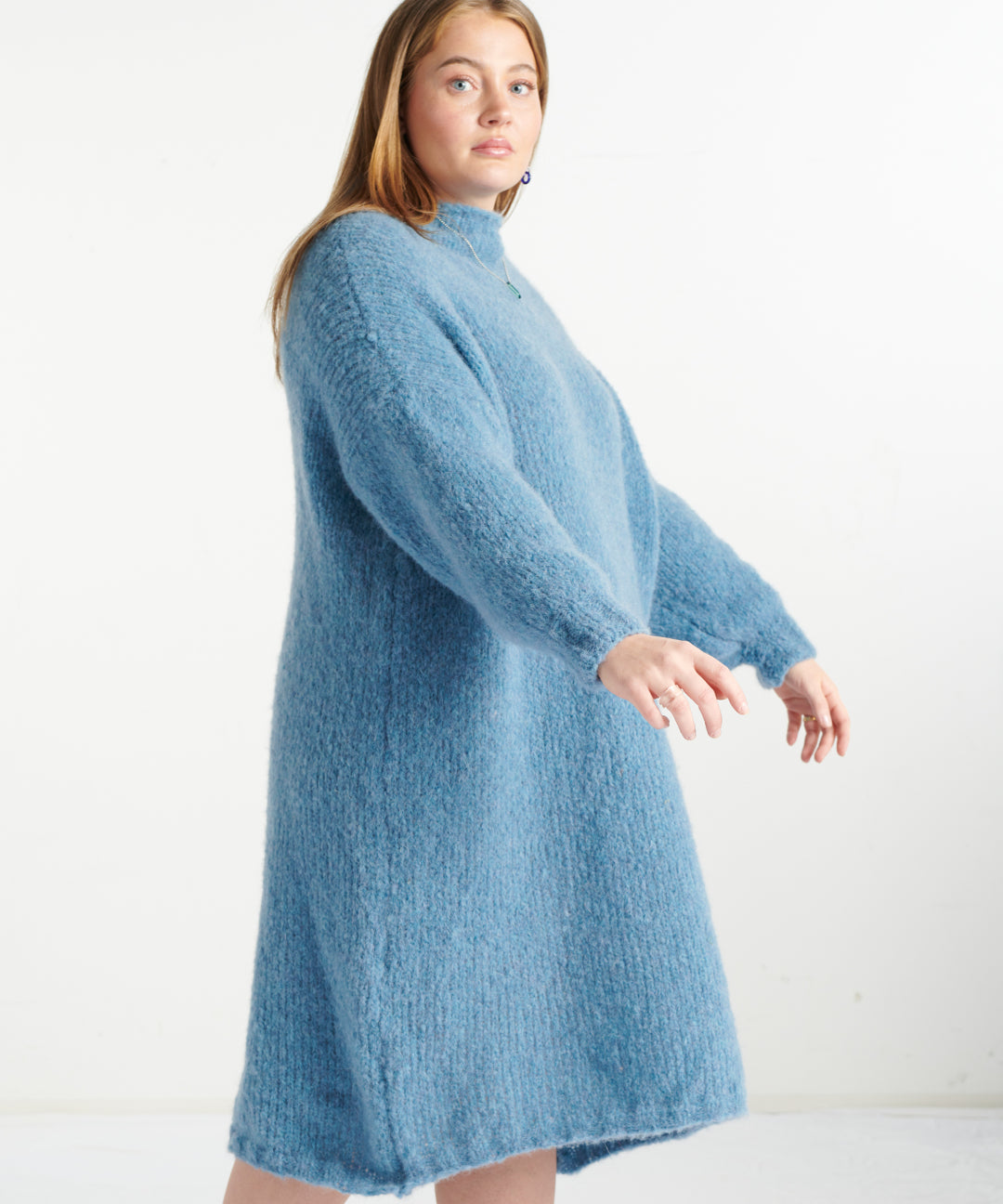 Alpaka Oversize Kleid – hellblau