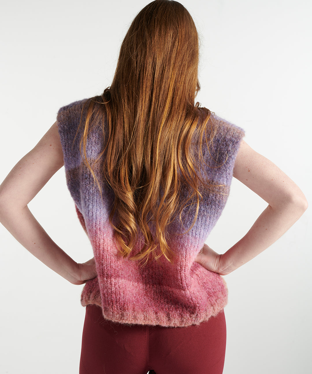 Alpaka Pullunder – lila-rot Farbverlauf
