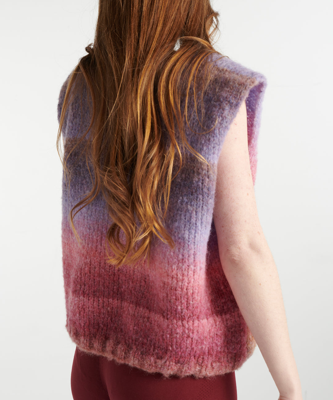 Alpaka Pullunder – lila-rot Farbverlauf