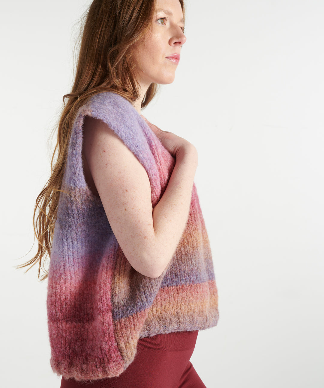 Alpaka Pullunder – lila-rot Farbverlauf